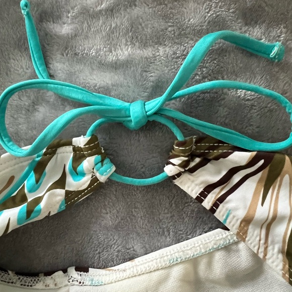 NWT Trina Turk printed string bikini separates  | Removable padding top size M - Picture 8 of 12